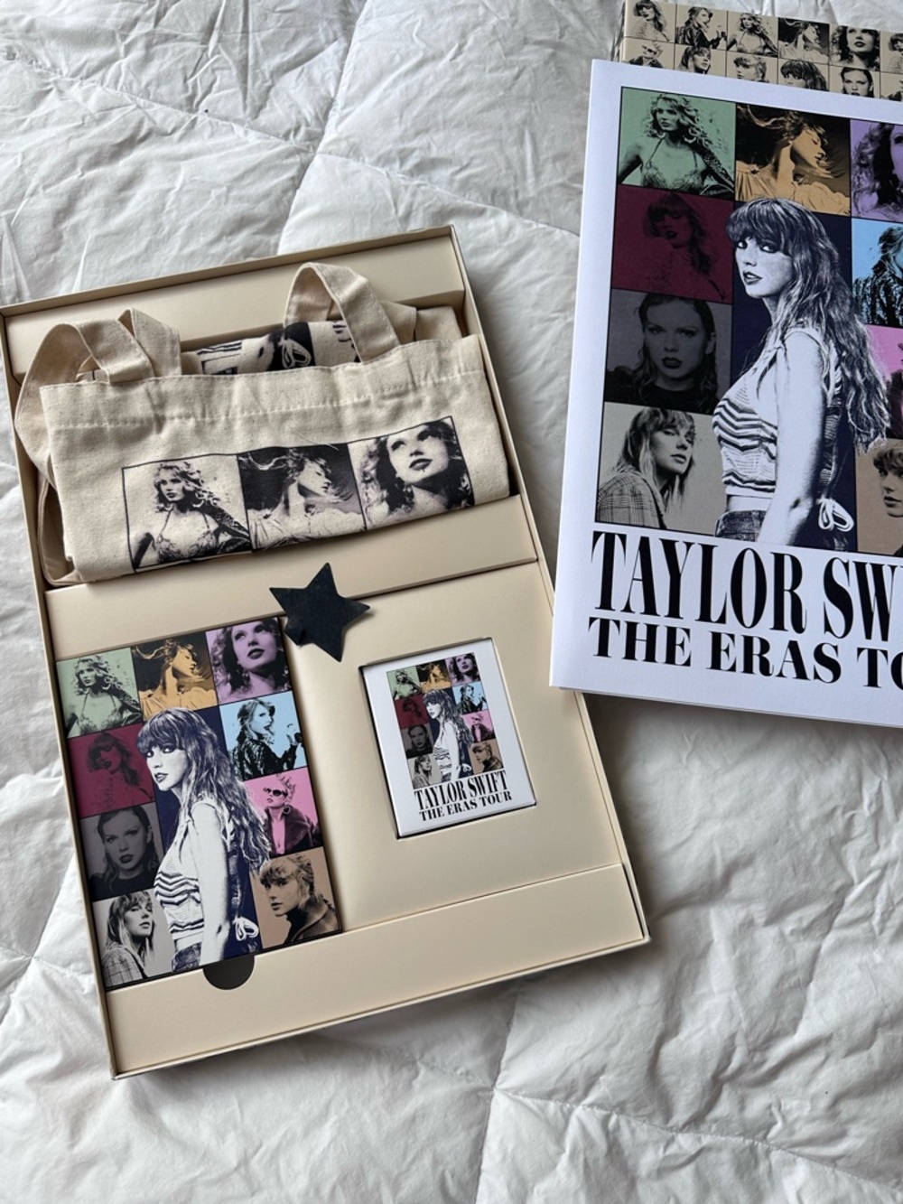 Taylor Swift Eras Tour VIP Set - Black & Cream Photo Collage - Picture 10 of 12